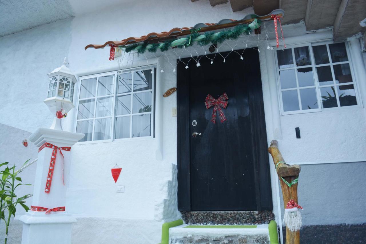 Hostal Cann'S House Puerto Baquerizo Moreno Dış mekan fotoğraf