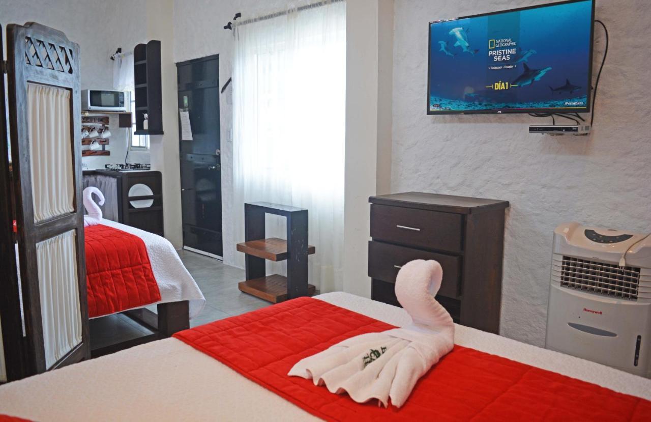 Hostal Cann'S House Puerto Baquerizo Moreno Dış mekan fotoğraf